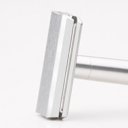RAZEL One™ + 5 wymiennych żyletek GRATIS